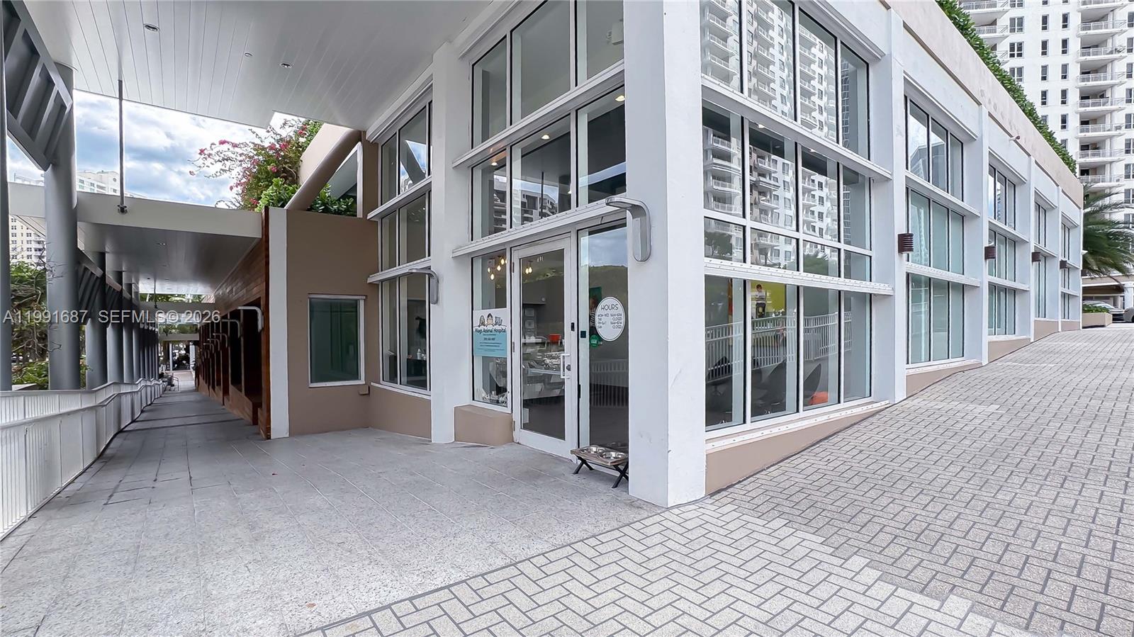 701 Brickell Key Blvd #1912, Miami FL 33131