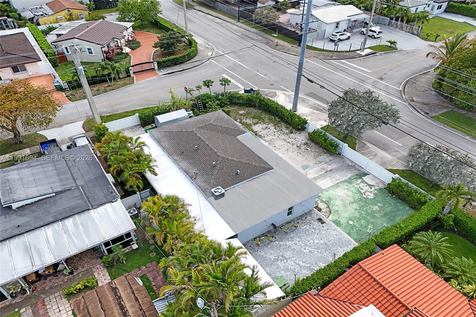 1991 SW 62nd Ave, West Miami FL 33155