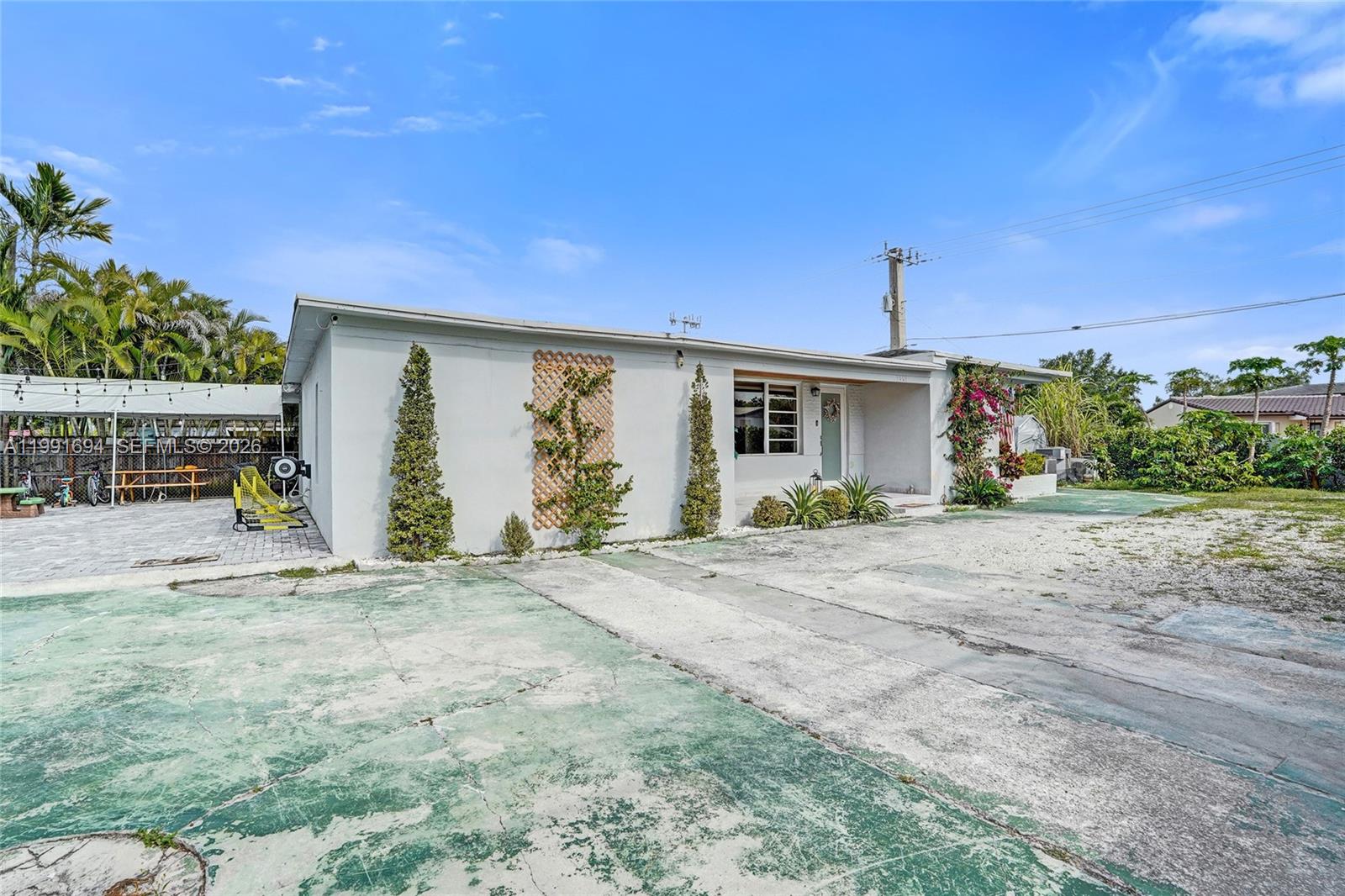 1991 SW 62nd Ave, West Miami FL 33155