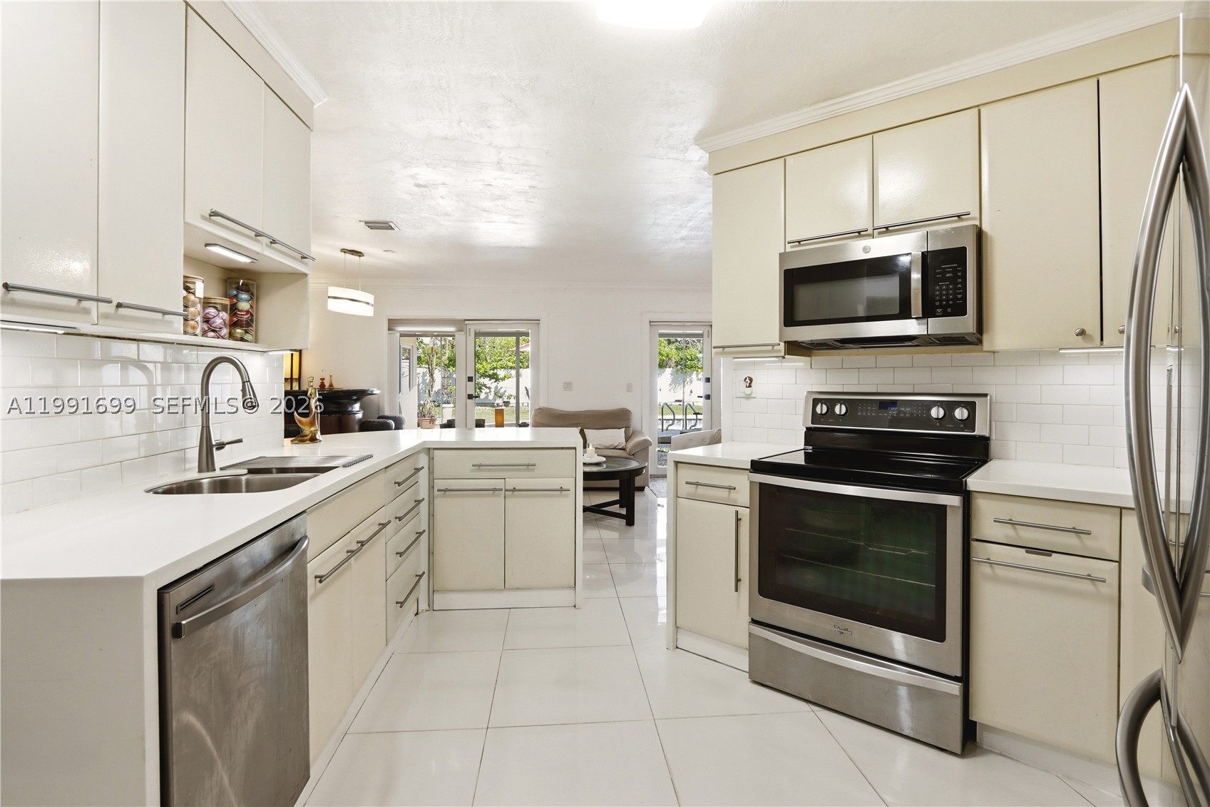 9955 SW 74th St, Miami FL 33173