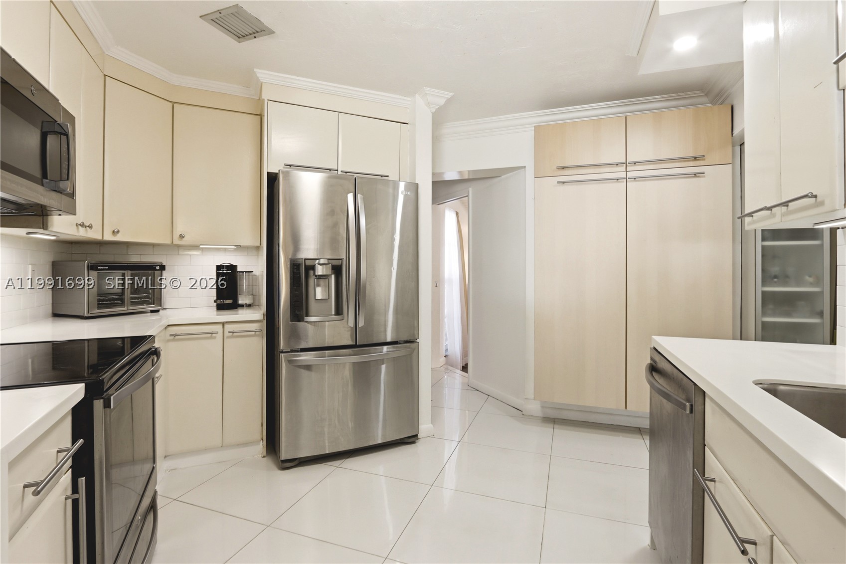 9955 SW 74th St, Miami FL 33173