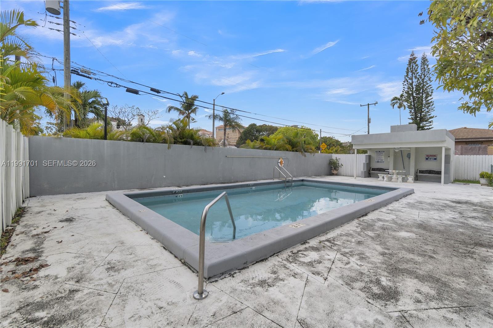 3599 SW 17th St #3599, Miami FL 33145