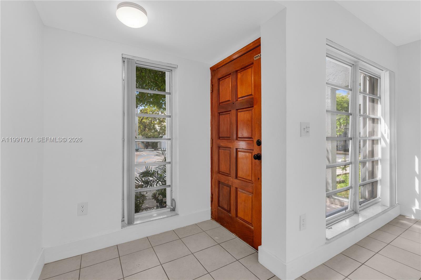 3599 SW 17th St #3599, Miami FL 33145