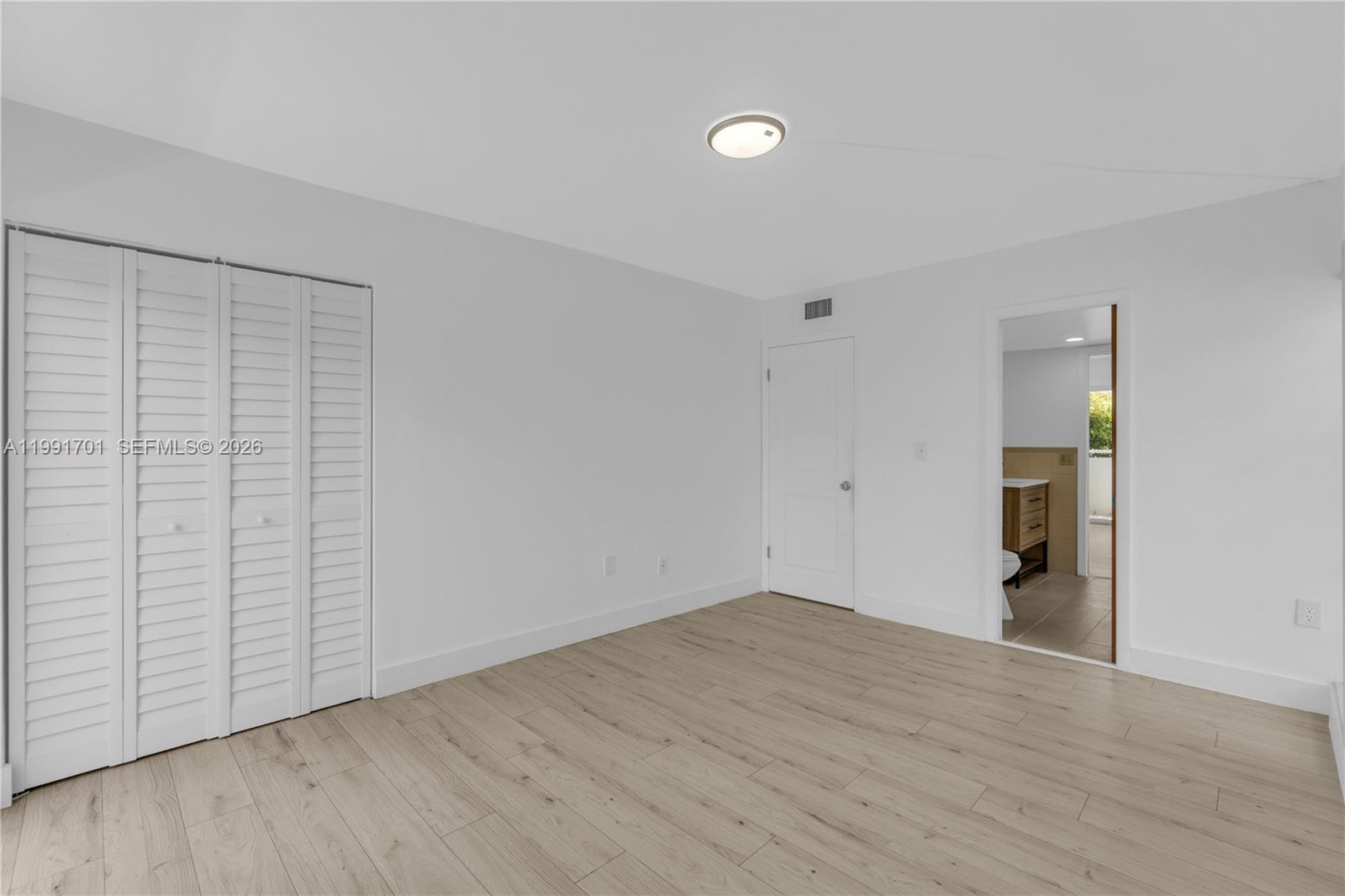 3599 SW 17th St #3599, Miami FL 33145