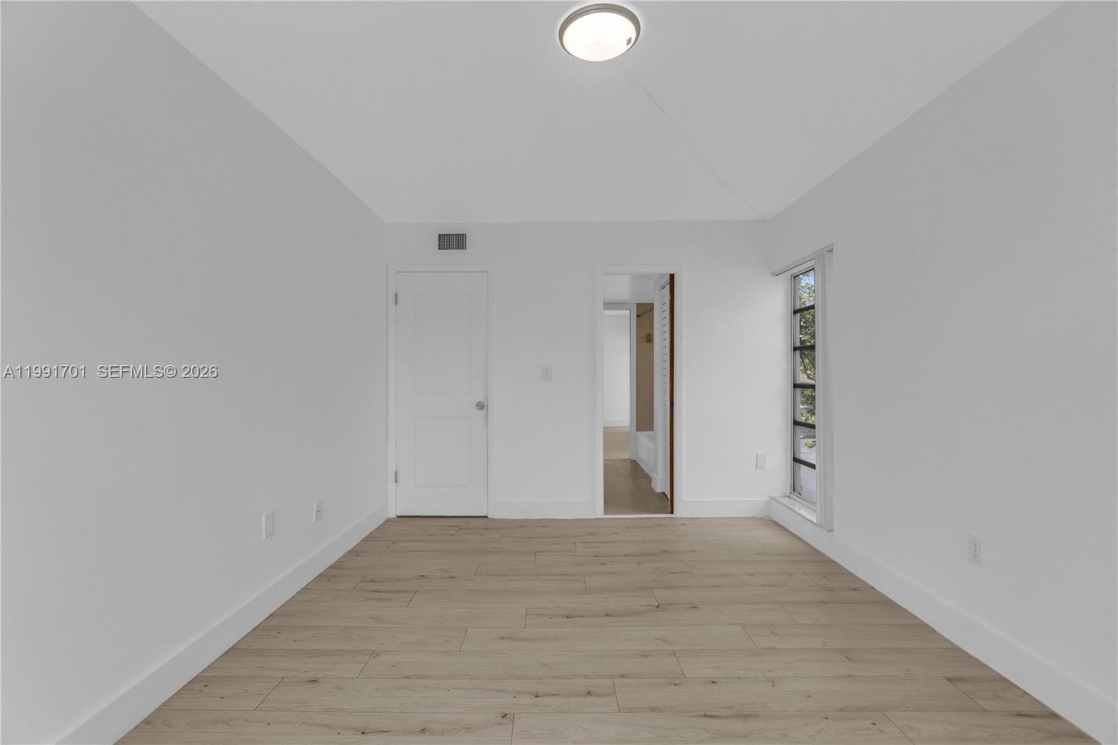 3599 SW 17th St #3599, Miami FL 33145