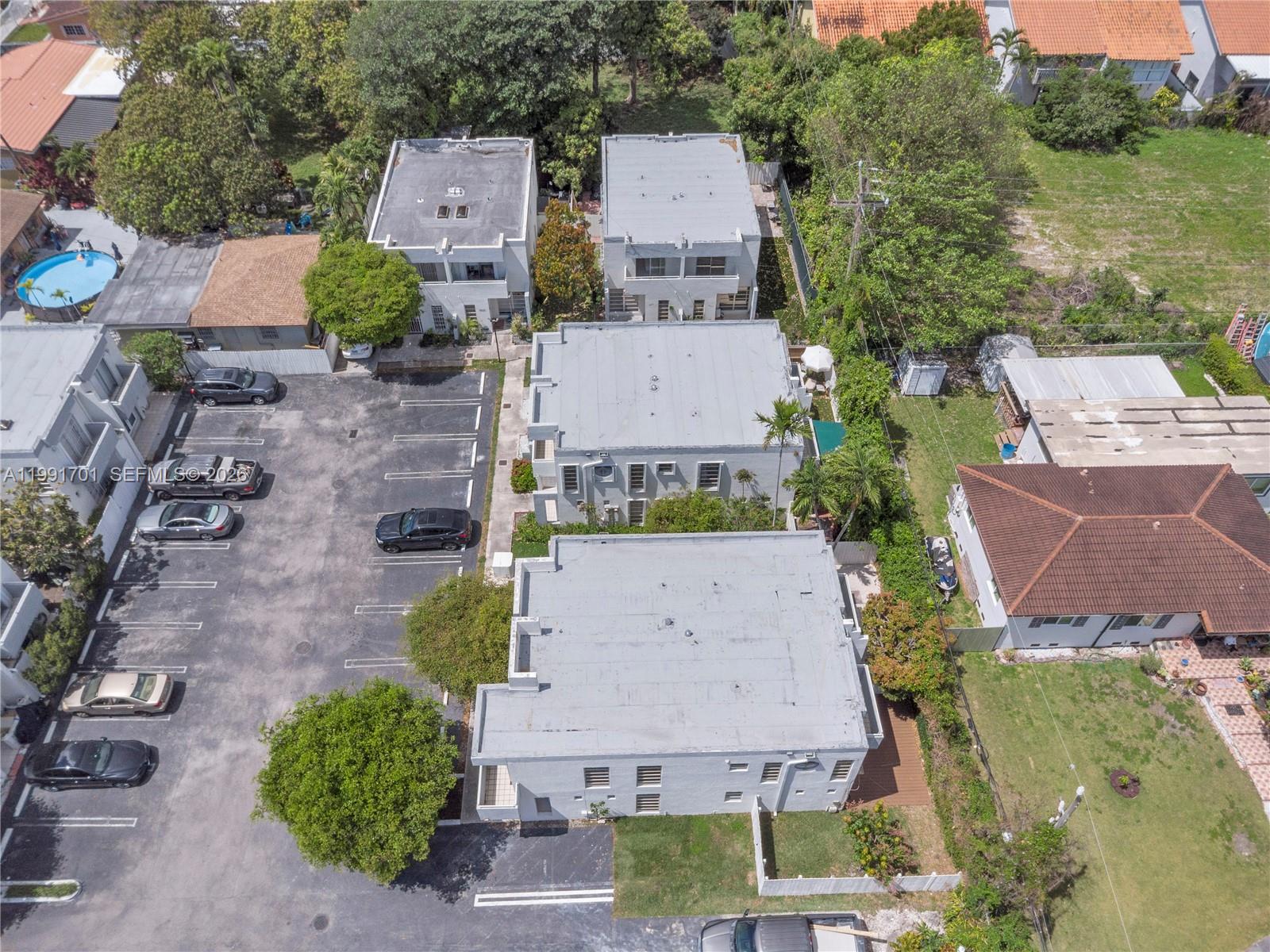 3599 SW 17th St #3599, Miami FL 33145
