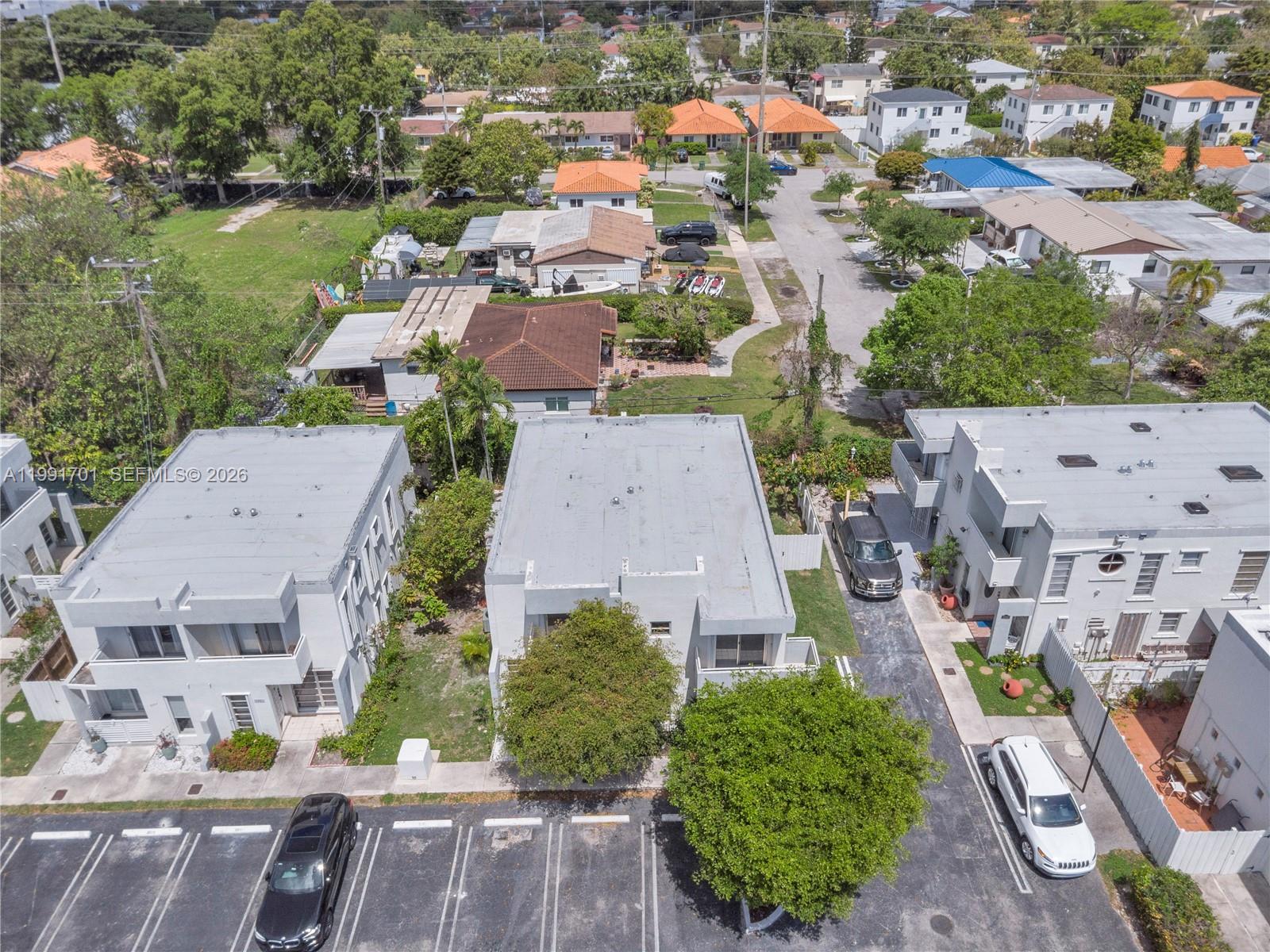 3599 SW 17th St #3599, Miami FL 33145