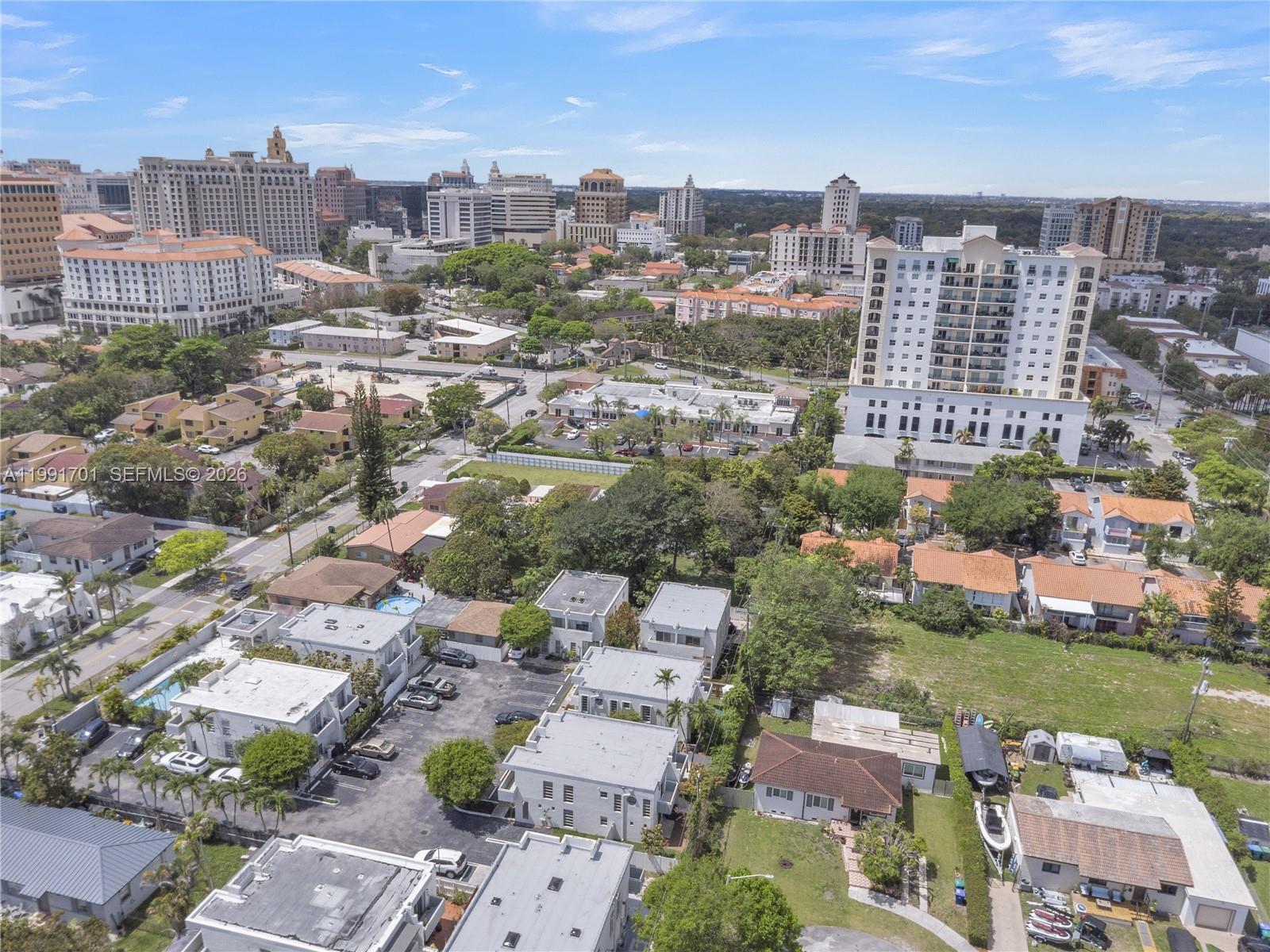 3599 SW 17th St #3599, Miami FL 33145