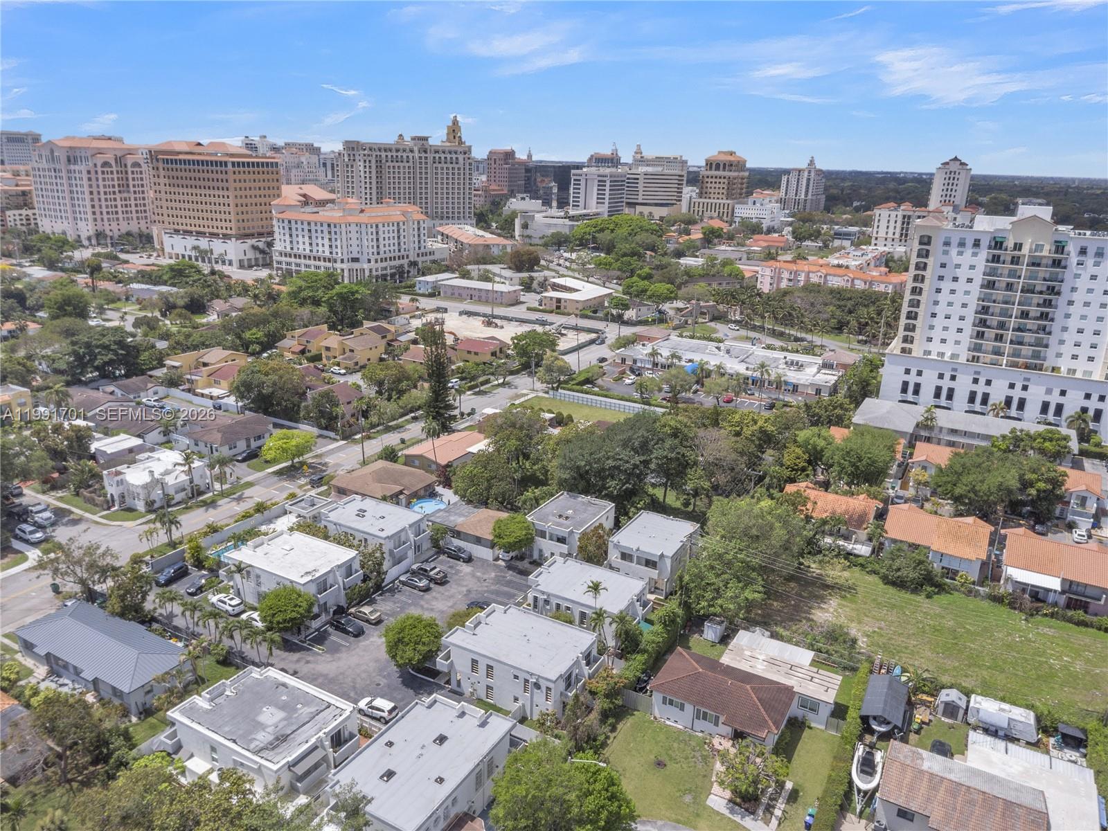 3599 SW 17th St #3599, Miami FL 33145
