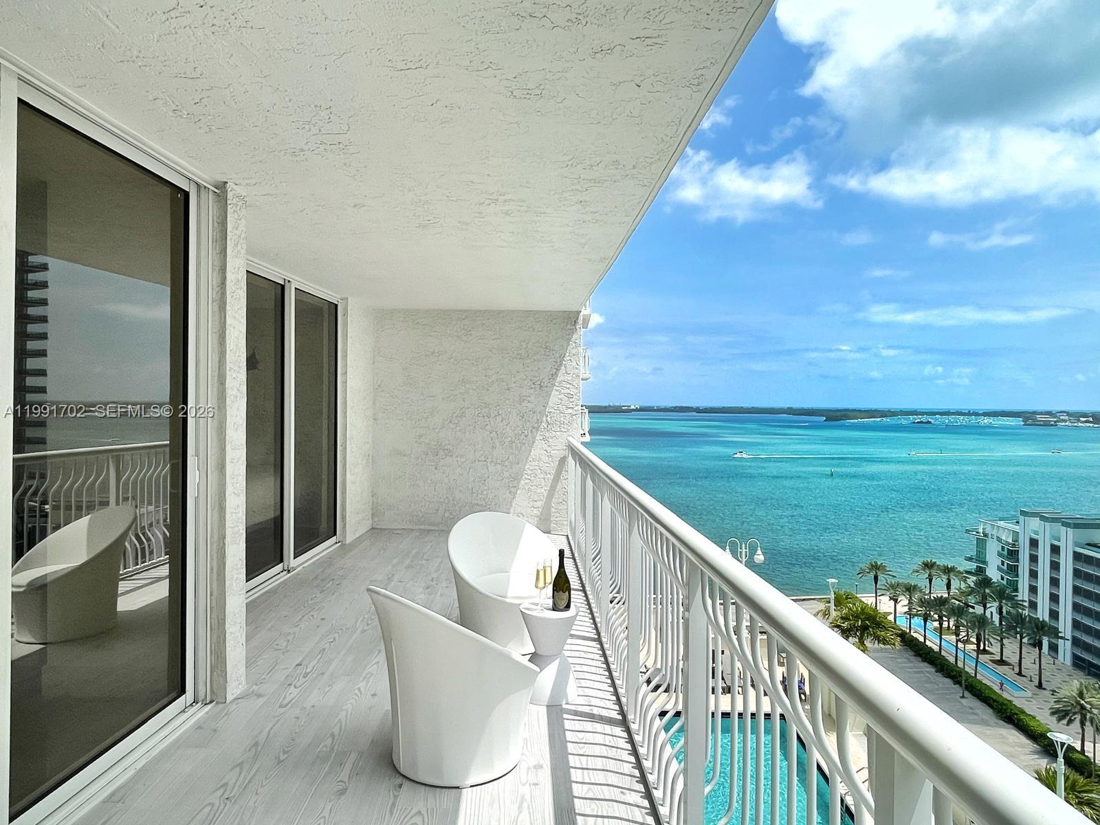 1200 SE Brickell Bay Dr #1707, Miami FL 33131