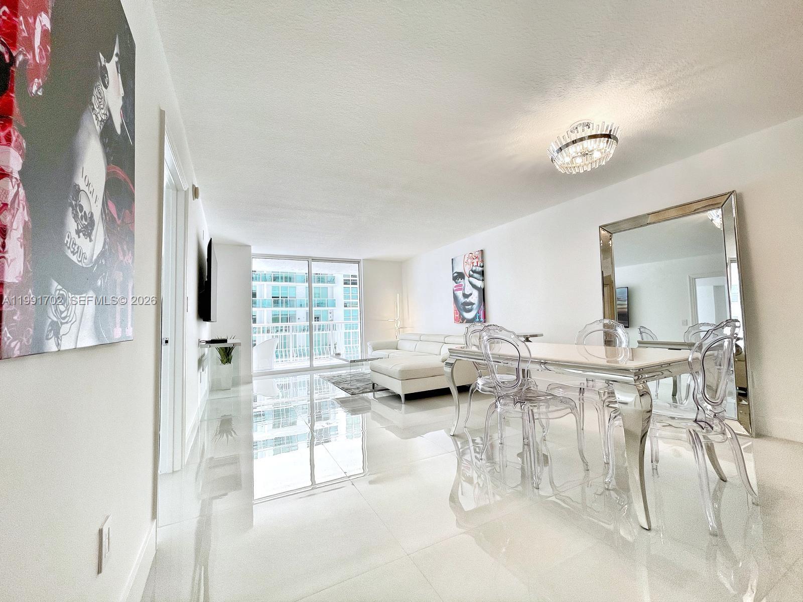 1200 SE Brickell Bay Dr #1707, Miami FL 33131