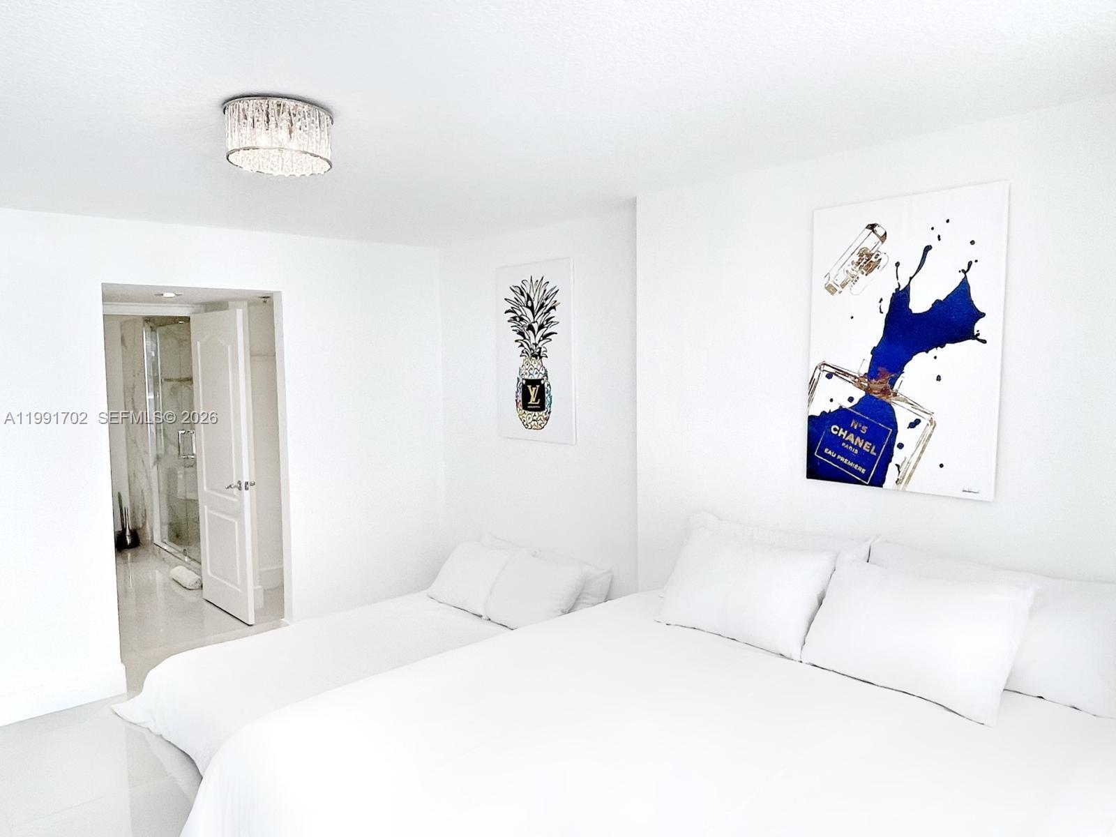 1200 SE Brickell Bay Dr #1707, Miami FL 33131