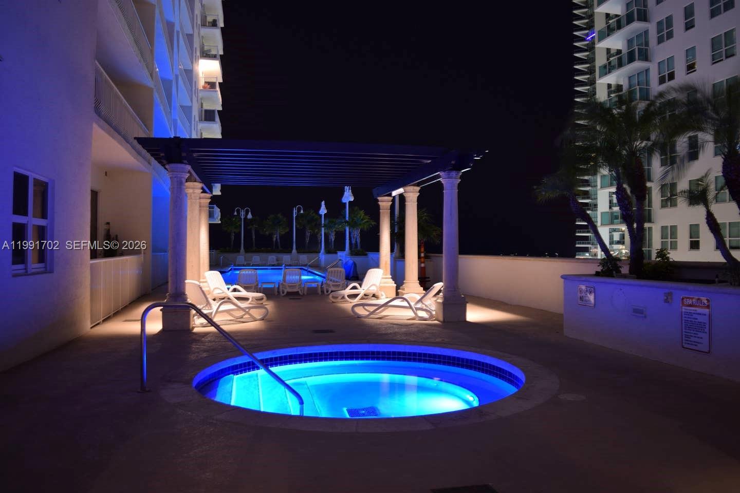 1200 SE Brickell Bay Dr #1707, Miami FL 33131