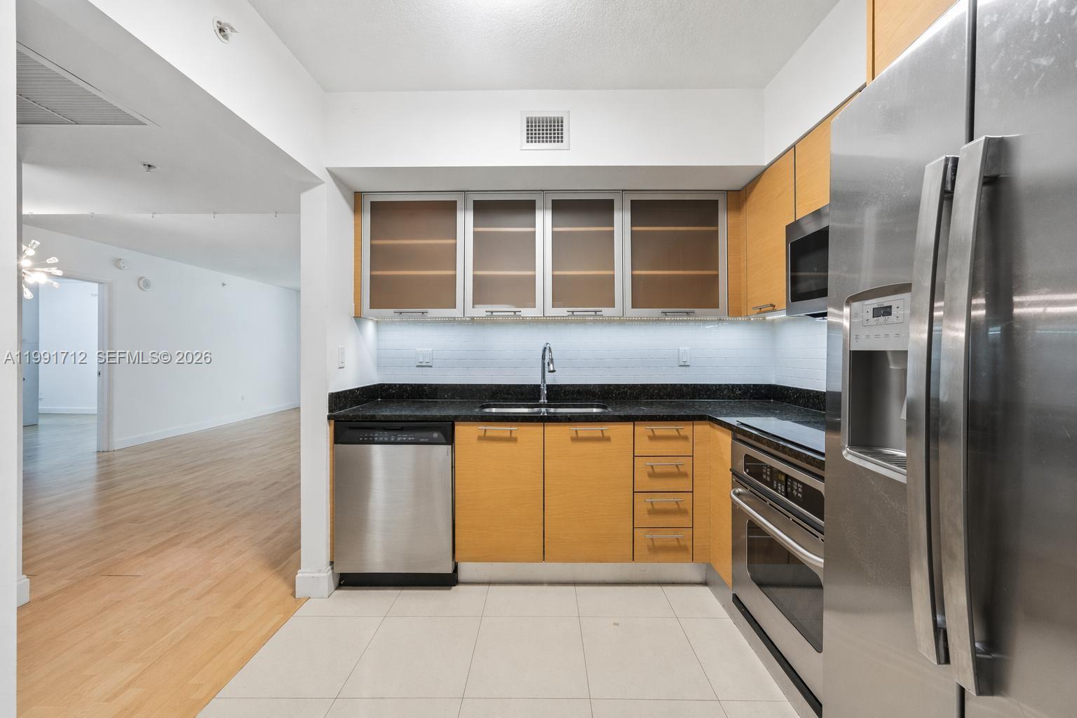 31 SE 5th St #2604, Miami FL 33131