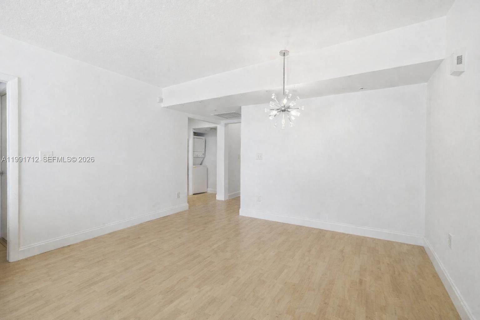 31 SE 5th St #2604, Miami FL 33131