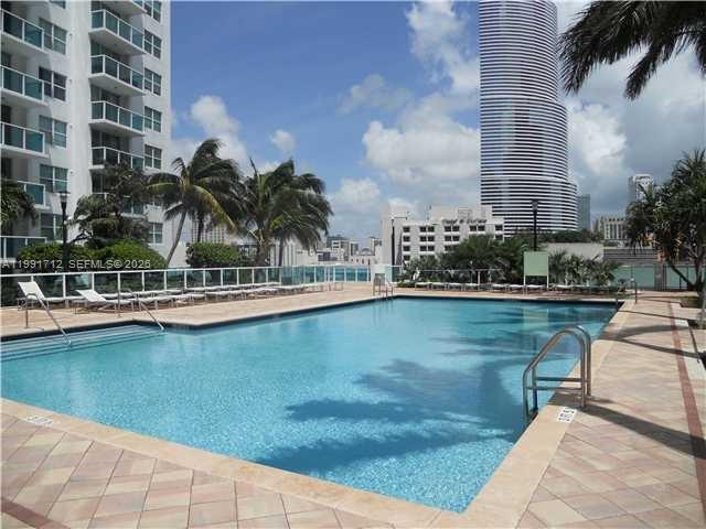 31 SE 5th St #2604, Miami FL 33131
