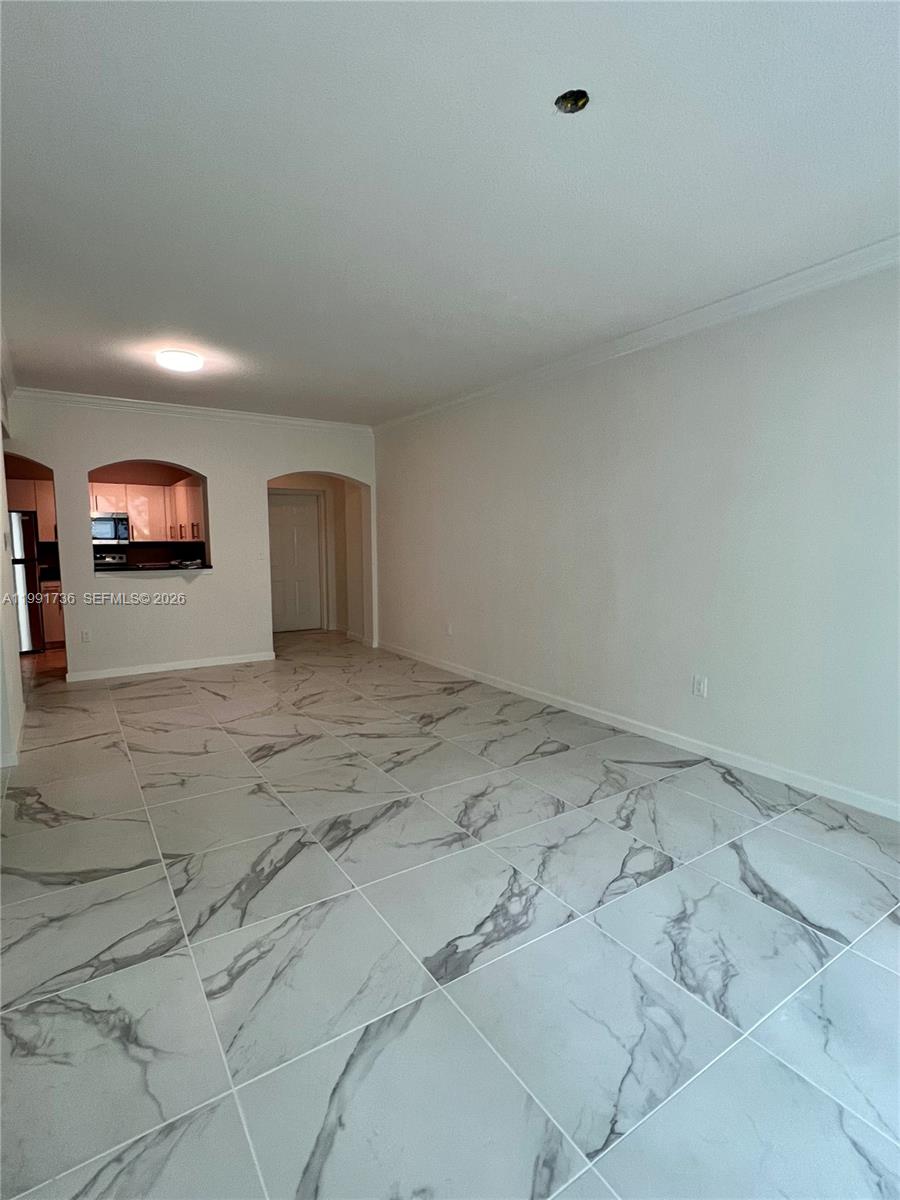 9172 Collins Ave #214, Surfside FL 33154