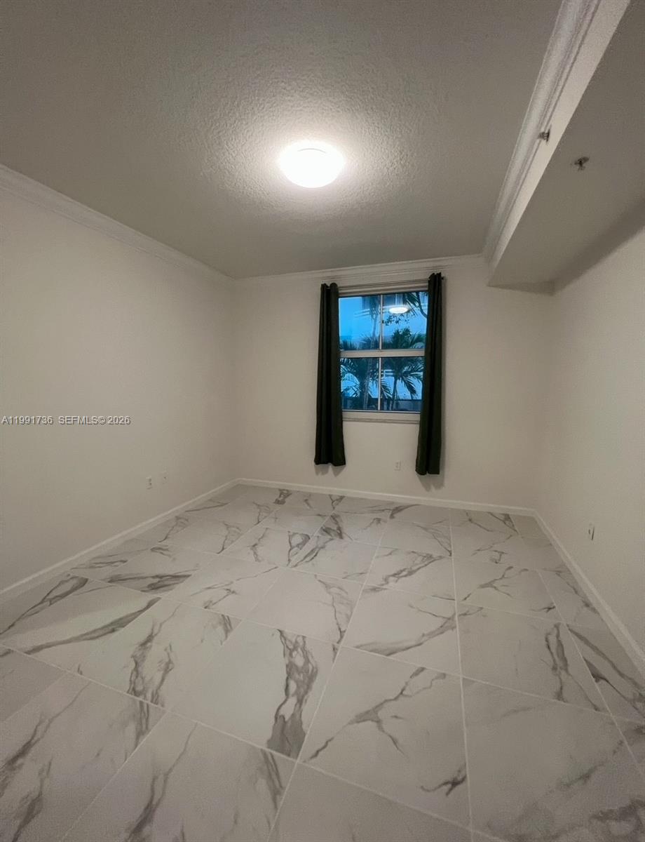 9172 Collins Ave #214, Surfside FL 33154