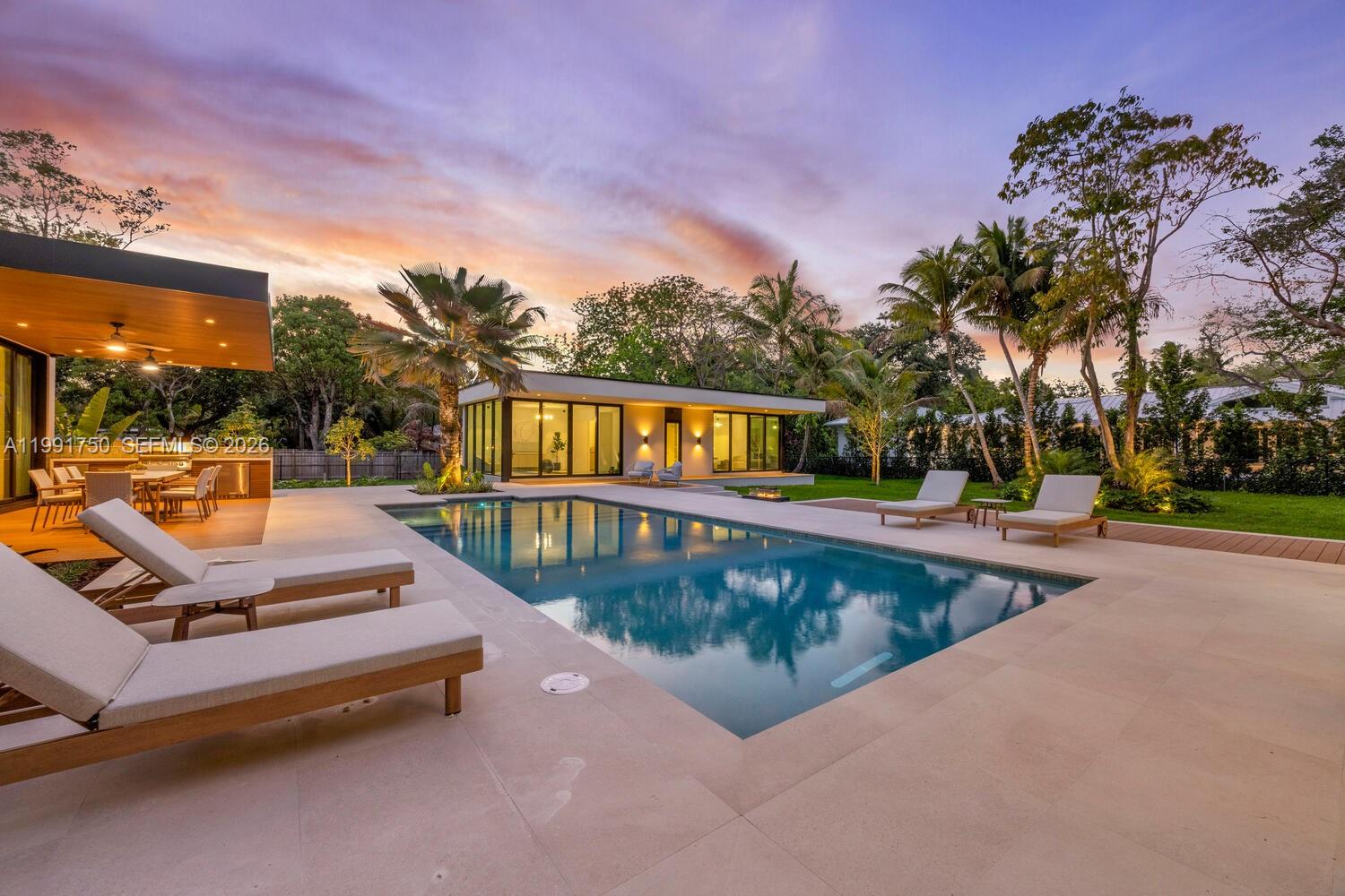 7901 SW 120th St, Pinecrest FL 33156