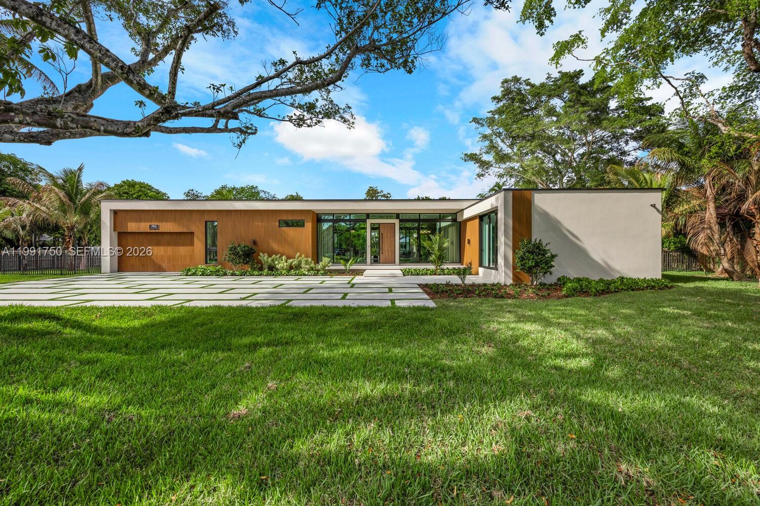7901 SW 120th St, Pinecrest FL 33156