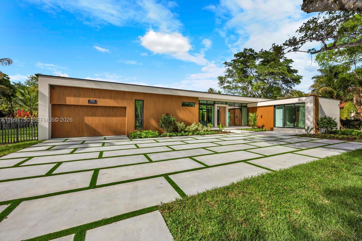 7901 SW 120th St, Pinecrest FL 33156