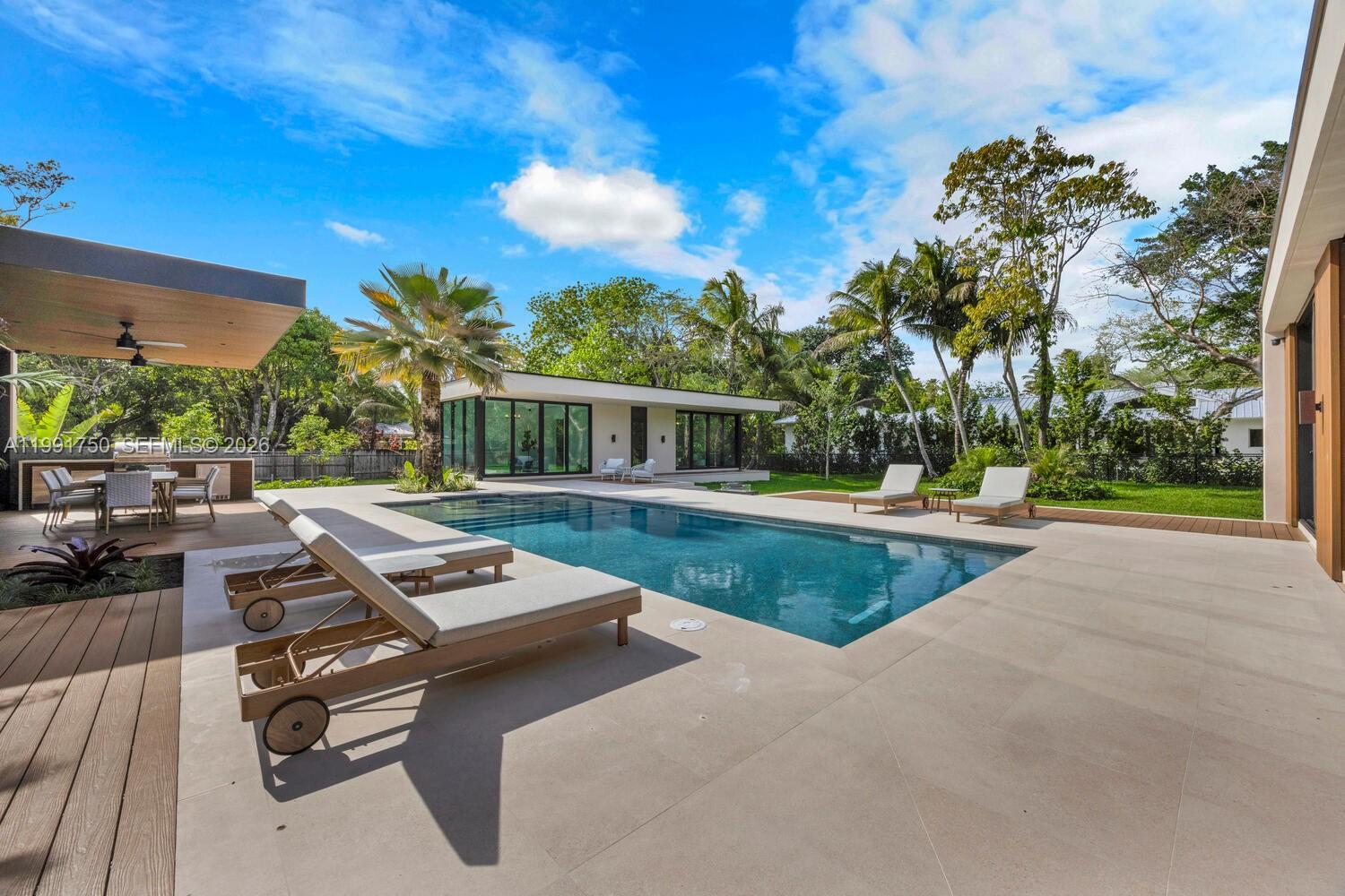 7901 SW 120th St, Pinecrest FL 33156