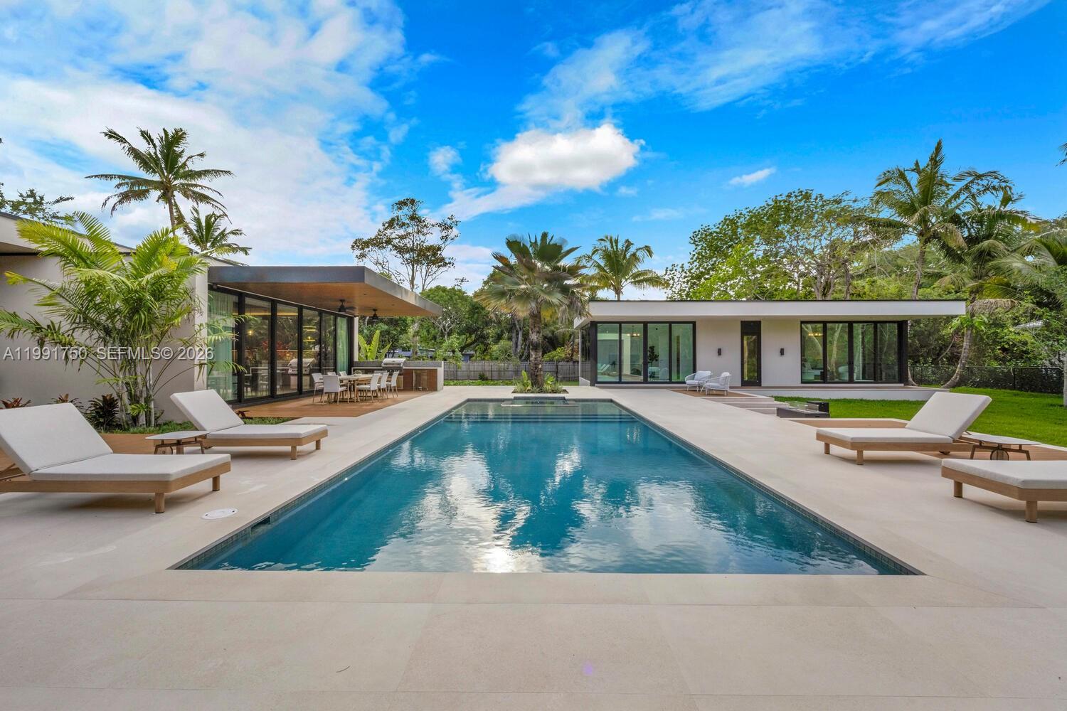 7901 SW 120th St, Pinecrest FL 33156