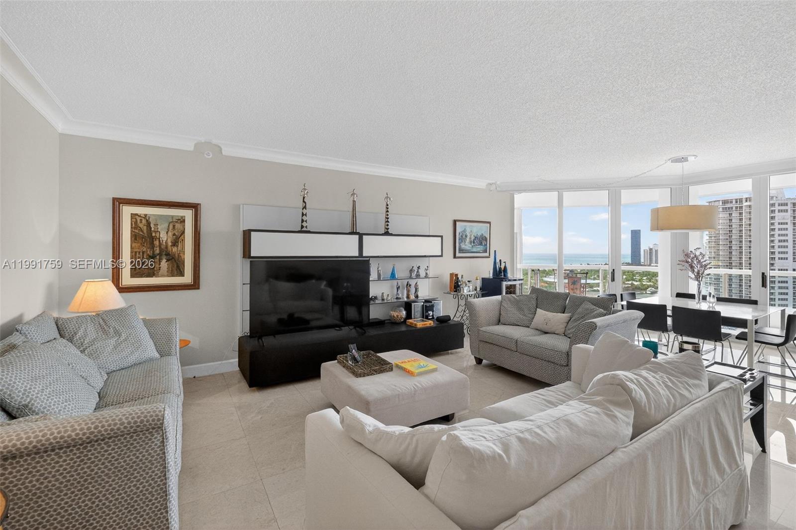 21050 Point Pl #2202, Aventura FL 33180