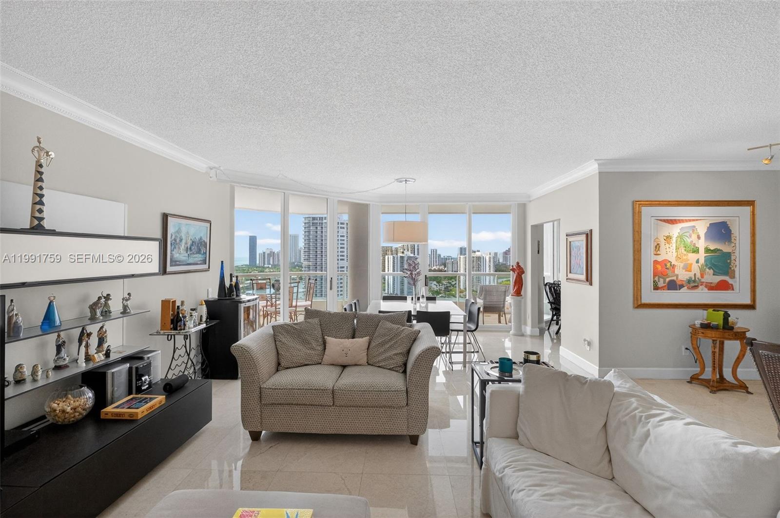 21050 Point Pl #2202, Aventura FL 33180