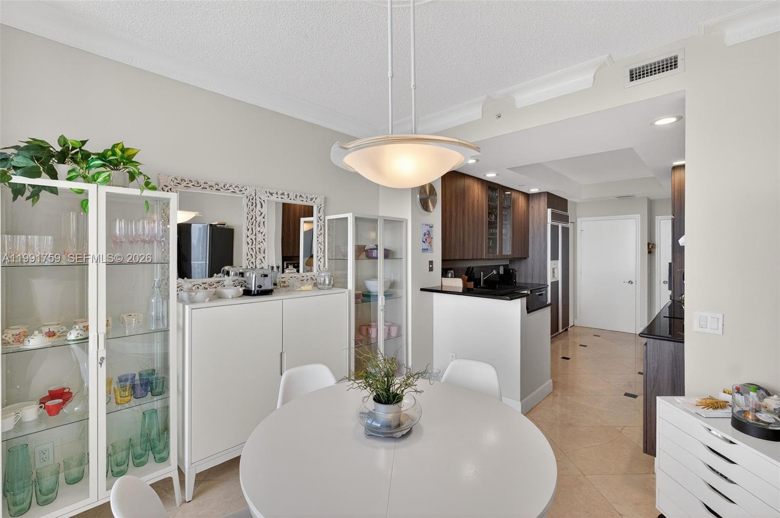 21050 Point Pl #2202, Aventura FL 33180