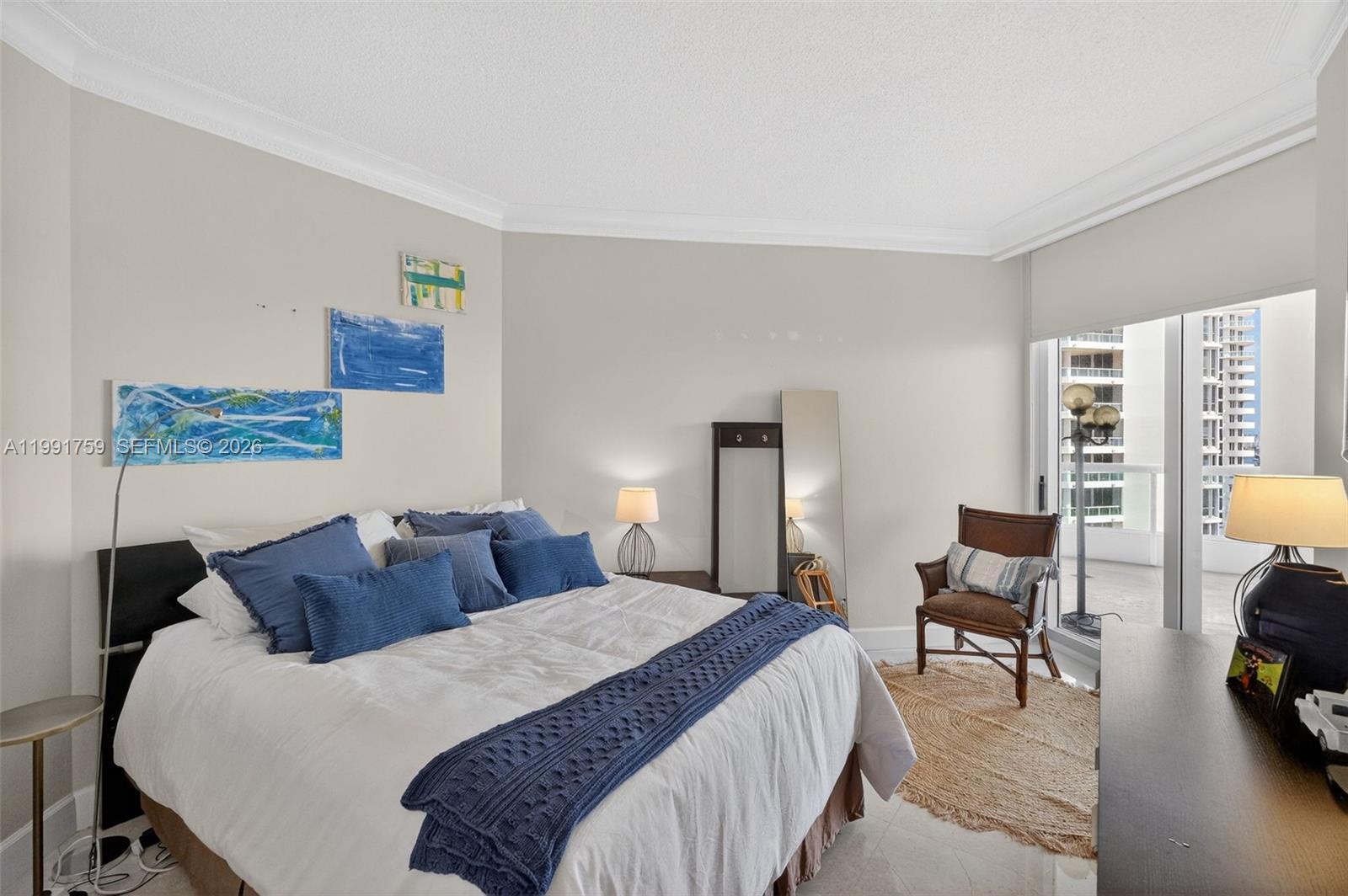 21050 Point Pl #2202, Aventura FL 33180