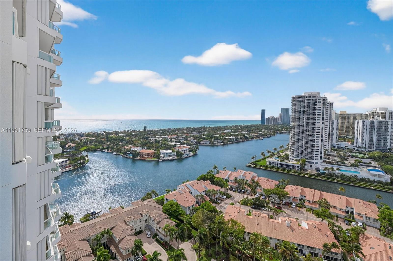 21050 Point Pl #2202, Aventura FL 33180
