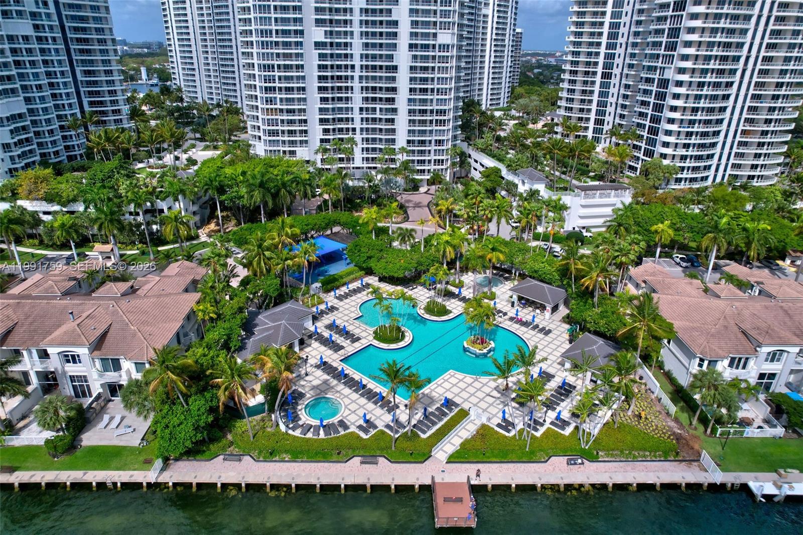 21050 Point Pl #2202, Aventura FL 33180
