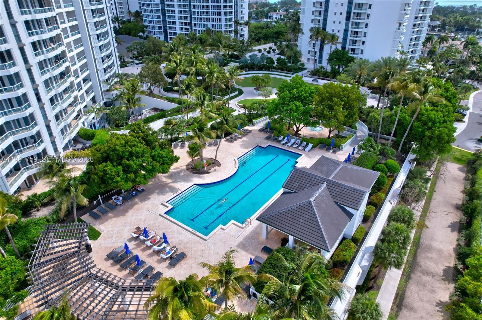 21050 Point Pl #2202, Aventura FL 33180