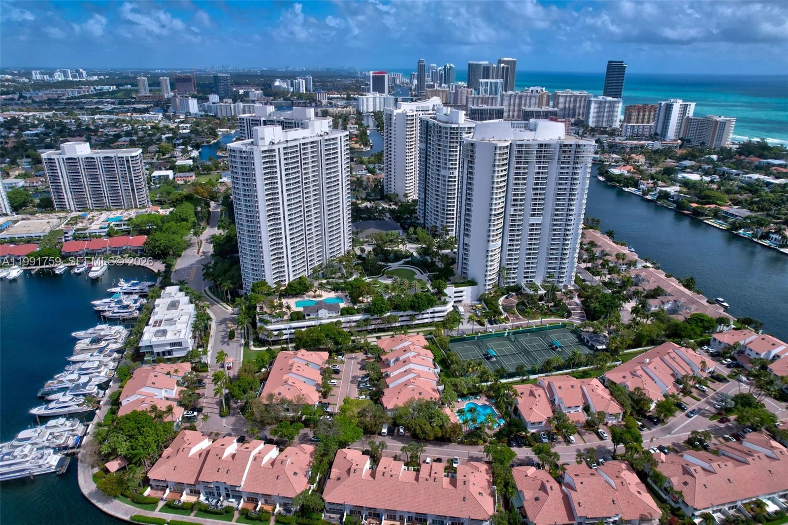 21050 Point Pl #2202, Aventura FL 33180