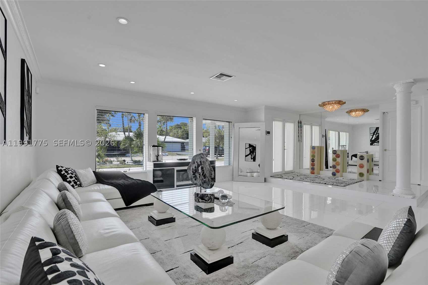 4100 Bayview Dr, Fort Lauderdale FL 33308