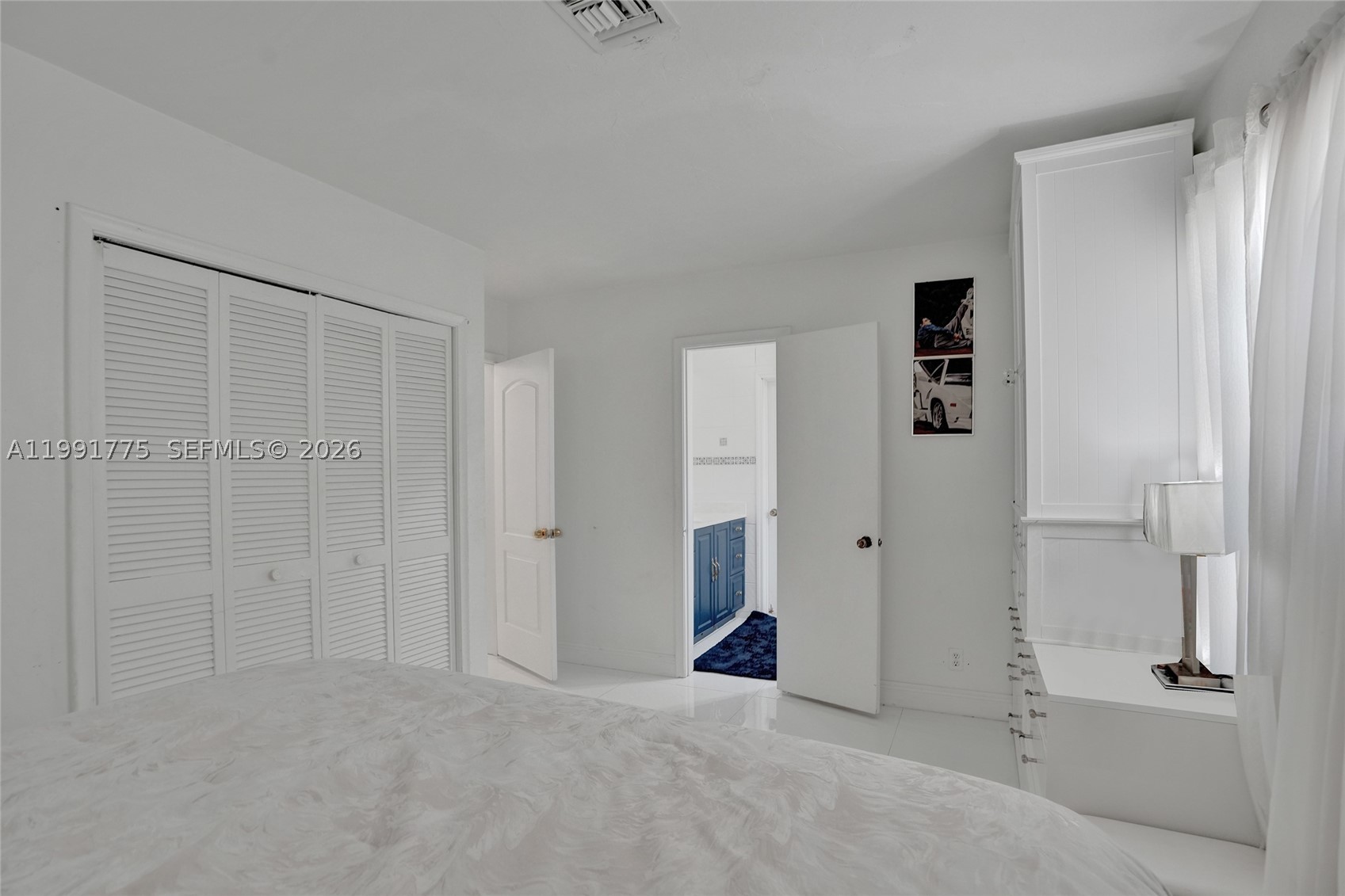 4100 Bayview Dr, Fort Lauderdale FL 33308