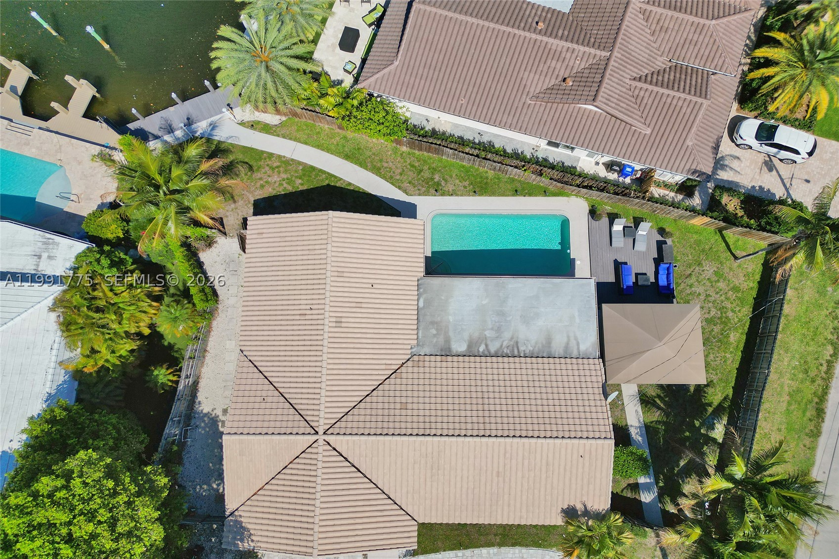 4100 Bayview Dr, Fort Lauderdale FL 33308