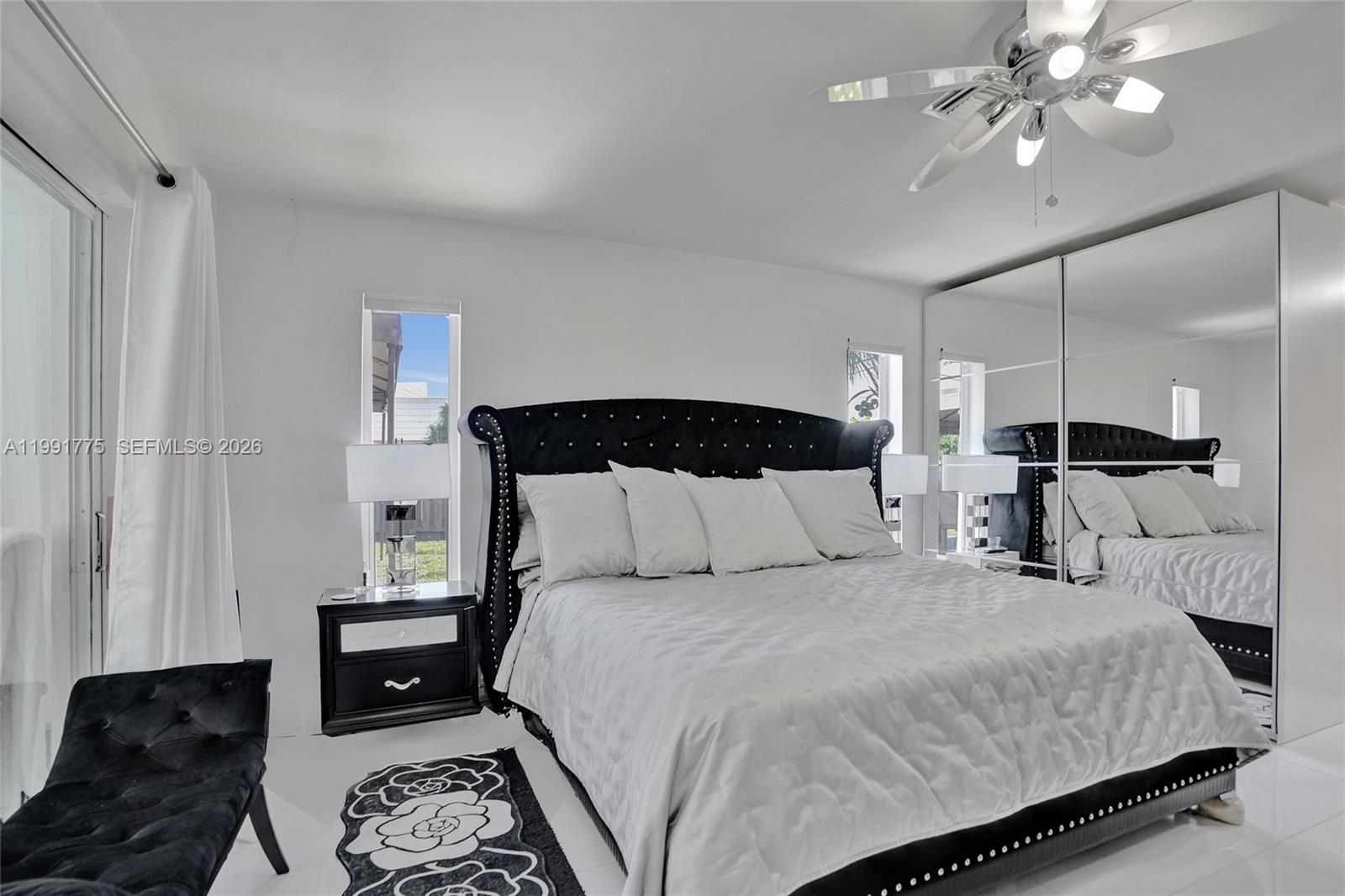 4100 Bayview Dr, Fort Lauderdale FL 33308