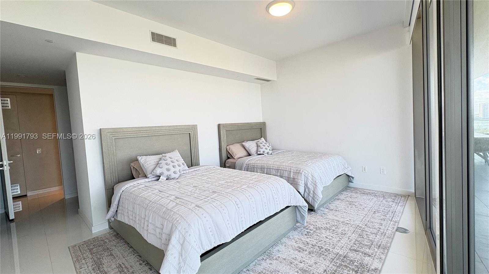 18975 Collins Ave #905, Sunny Isles Beach FL 33160