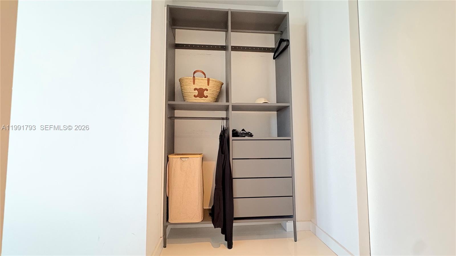 18975 Collins Ave #905, Sunny Isles Beach FL 33160