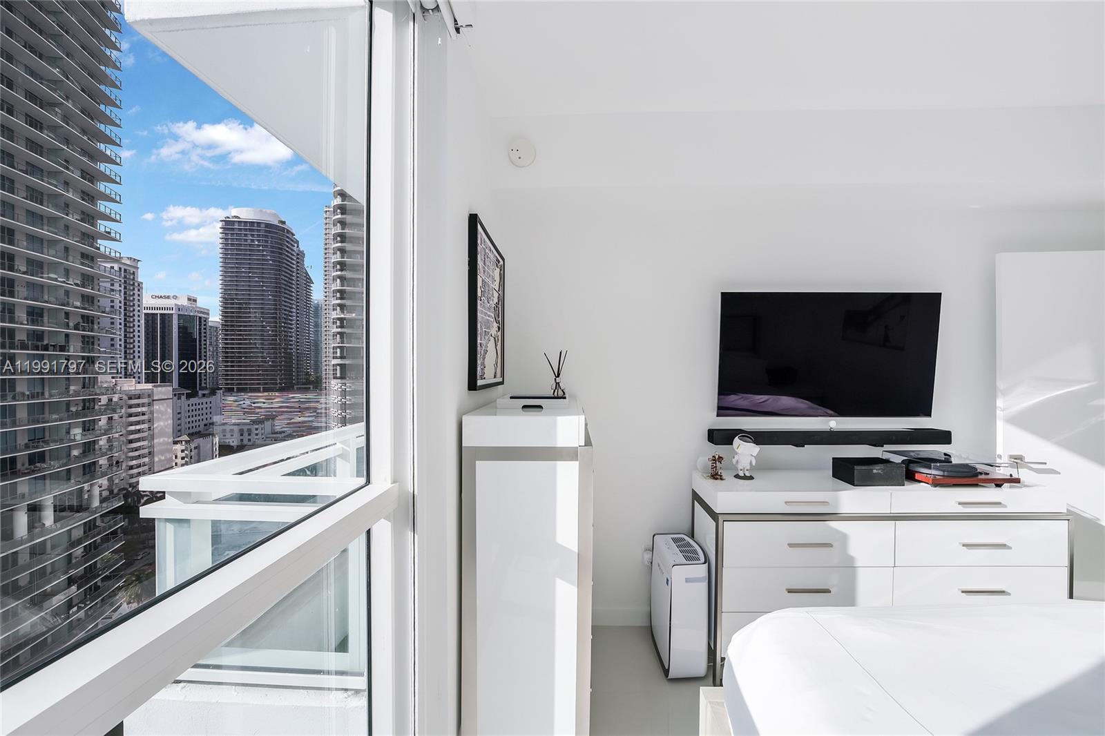 1080 Brickell Ave #1603, Miami FL 33131