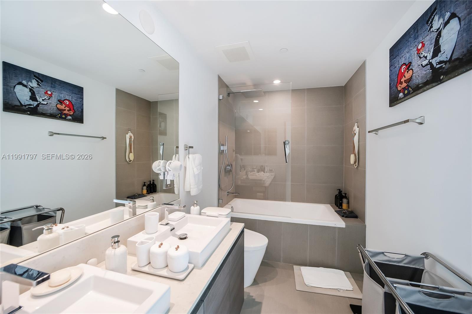 1080 Brickell Ave #1603, Miami FL 33131