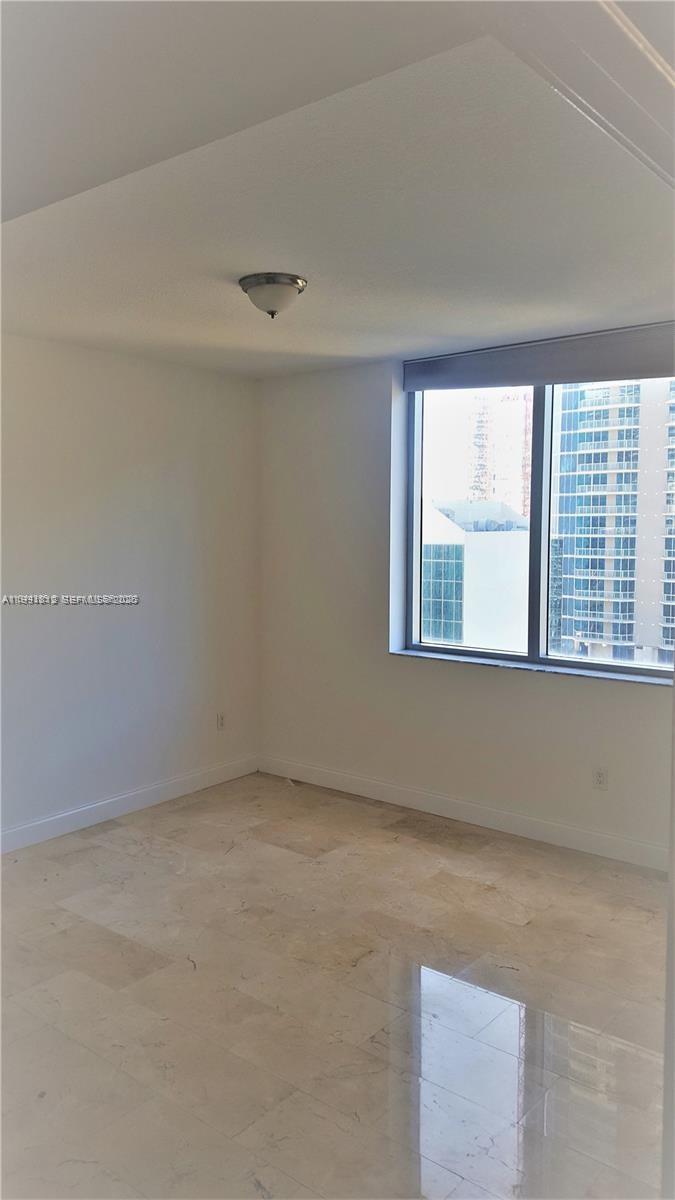1060 Brickell Ave #2403, Miami FL 33131