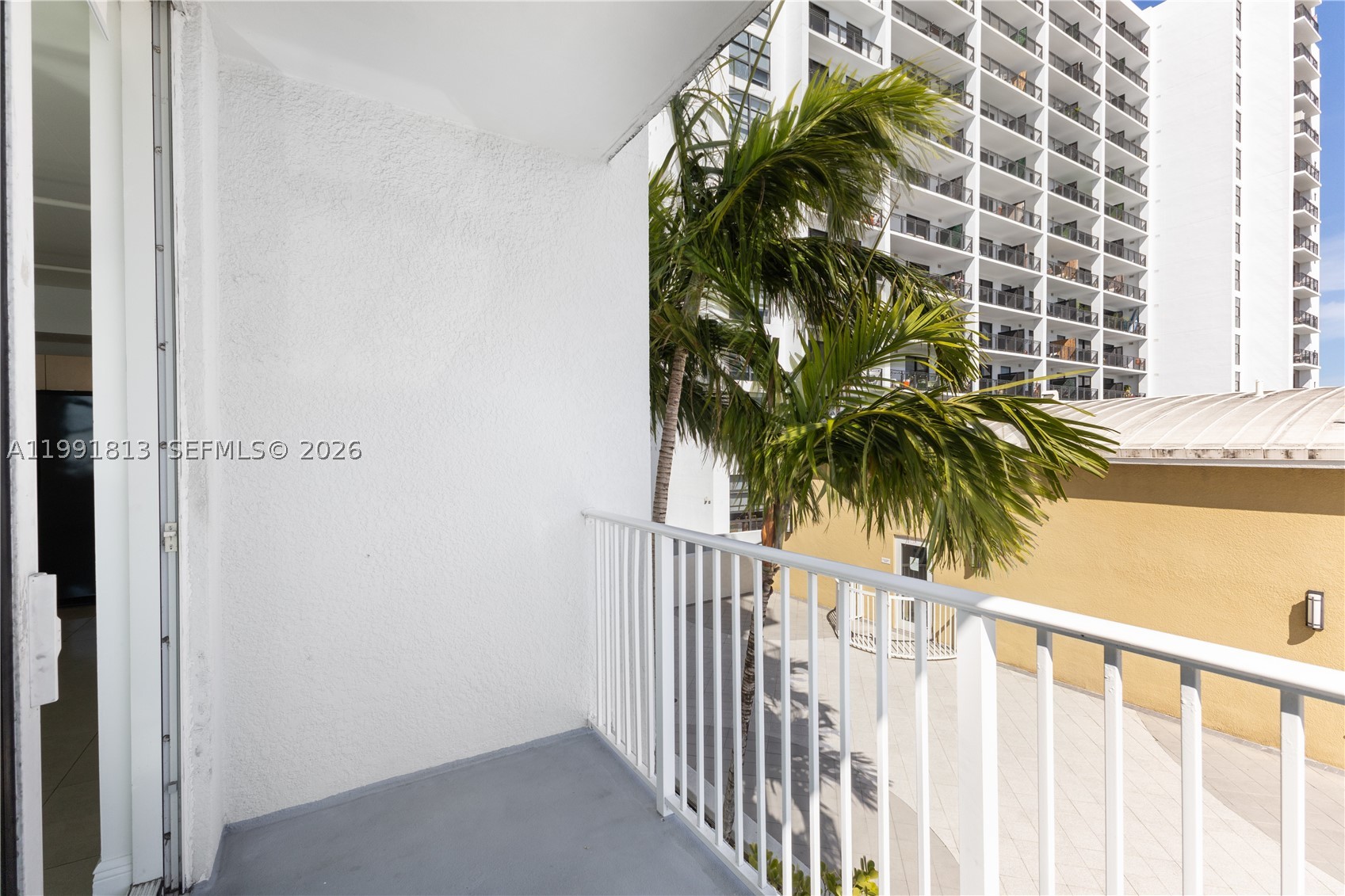 3180 SW 22nd St #601, Miami FL 33145