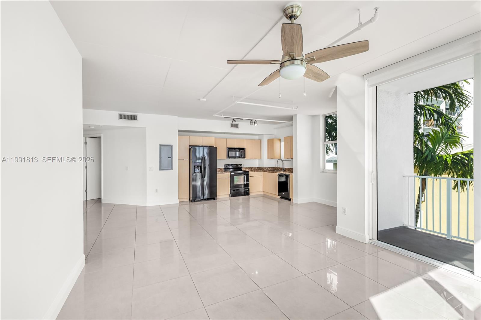 3180 SW 22nd St #601, Miami FL 33145