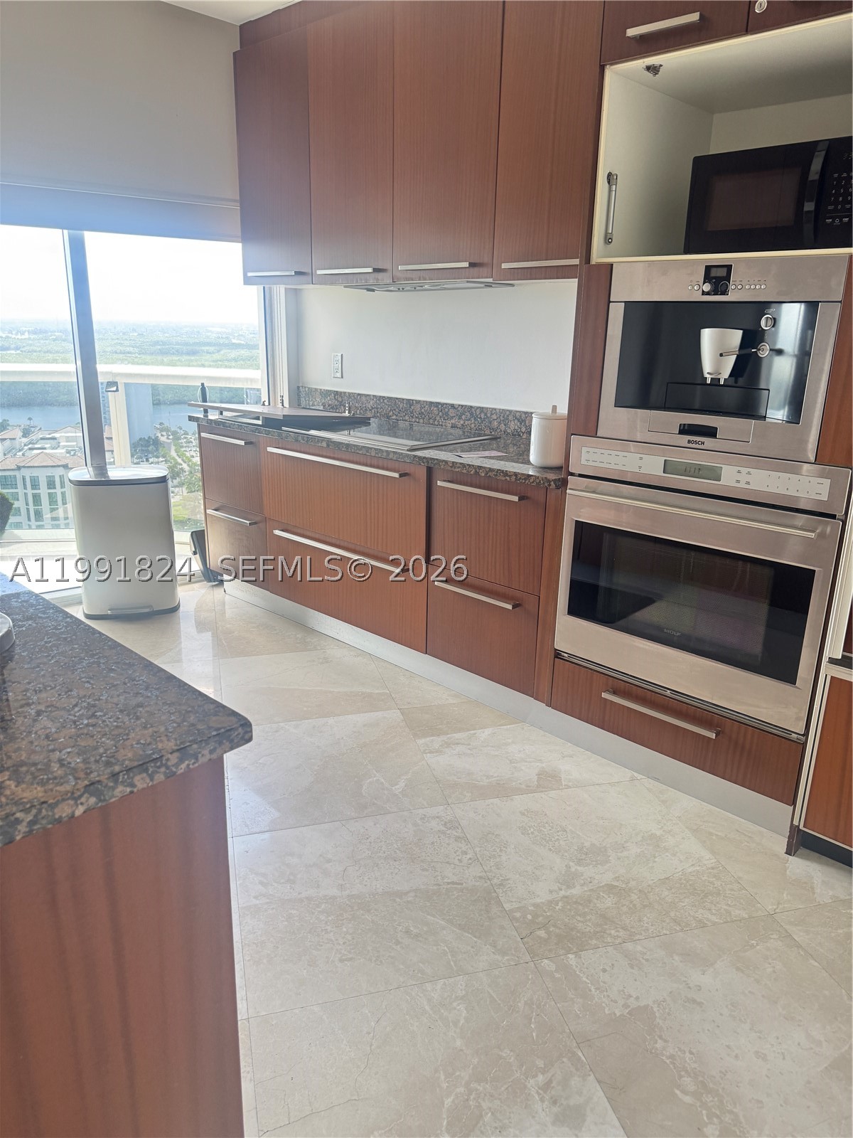 15901 Collins Ave #2505, Sunny Isles Beach FL 33160
