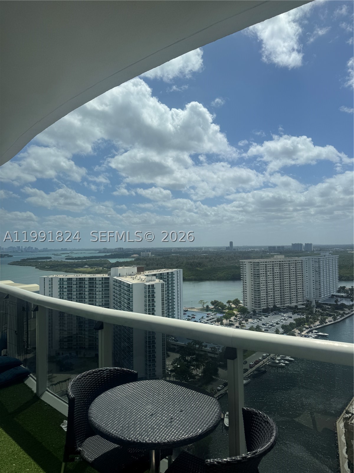 15901 Collins Ave #2505, Sunny Isles Beach FL 33160