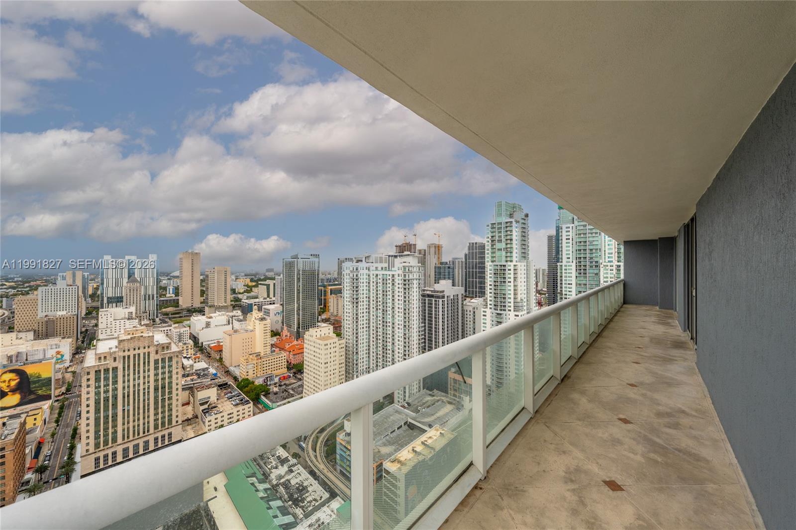 50 Biscayne Blvd #4111, Miami FL 33132