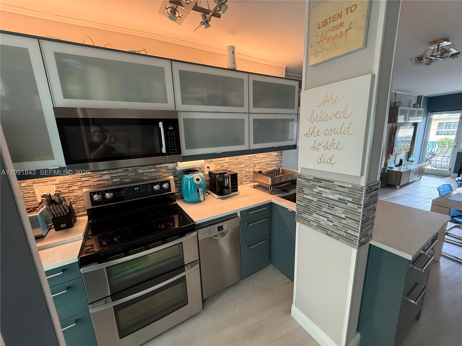 3250 NE 28th St #212, Fort Lauderdale FL 33308